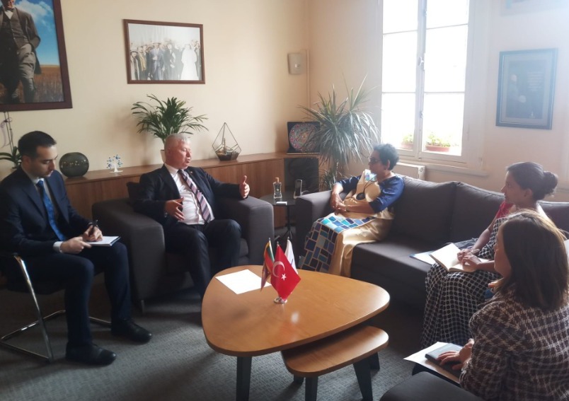 Meeting between Deputy Mayor of İzmir and Ambassador of Sri Lanka in Türkiye