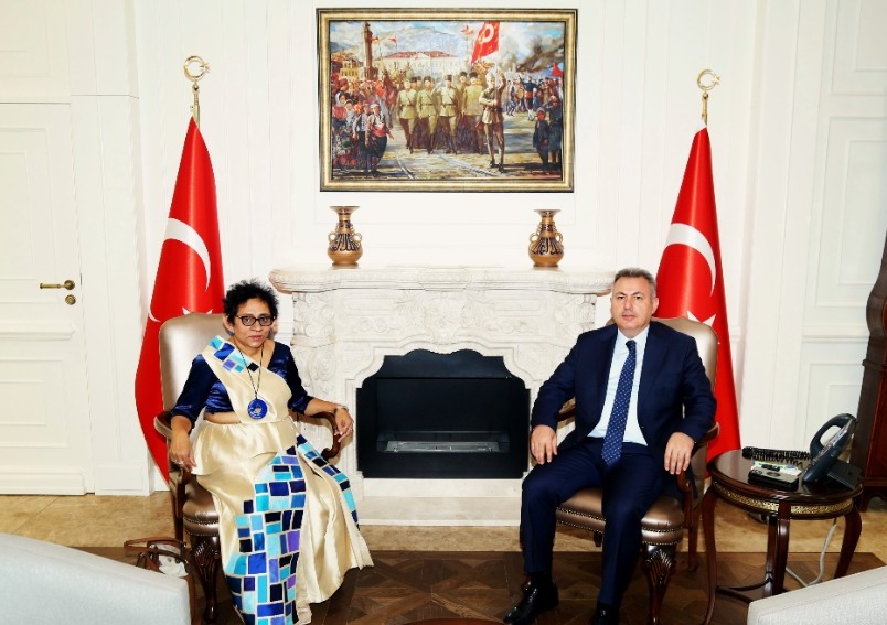 Meeting between Governor of İzmir, H.E. Mr. Süleyman Elban & Ambassador of Sri Lanka in Türkiye