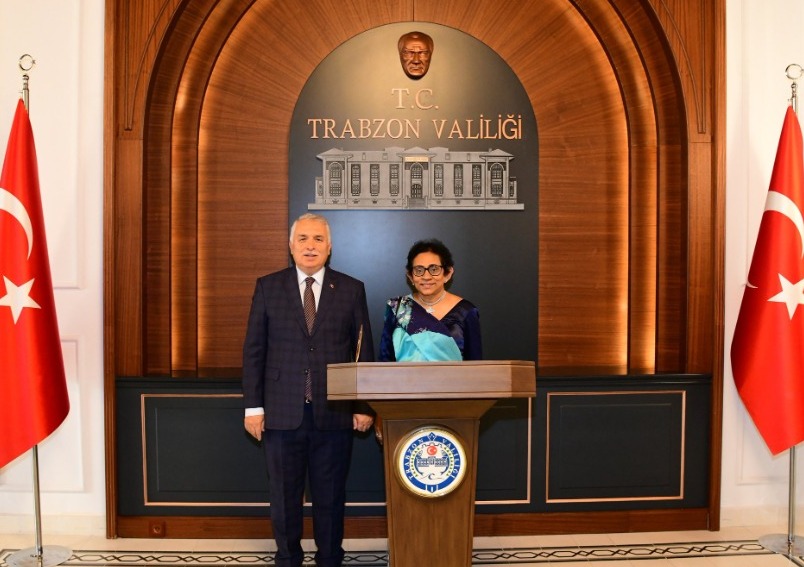 Ambassador of Sri Lanka in Türkiye called on the Governor of Trabzon, H.E. Mr. Aziz Yildirim with the Honorary Consul of Sri Lanka for Trabzon, Mr. Atilla Ataman. Deputy Mayor of Trabzon city and had interesting discussions for collaboration on trade
