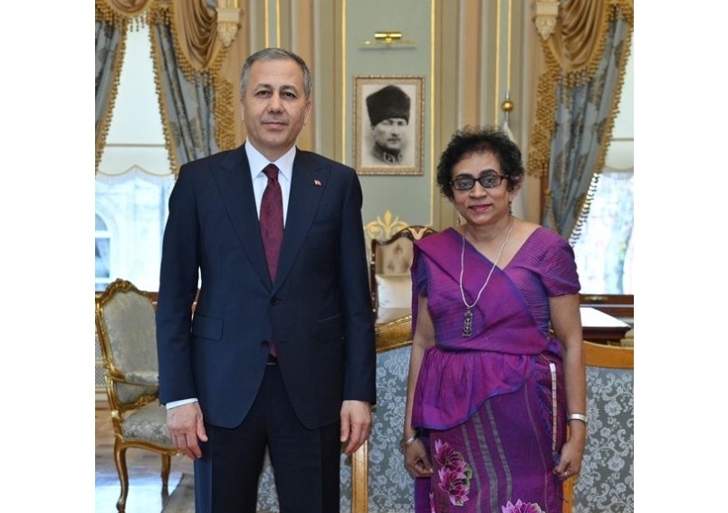 Ambassador Hasanthi Urugodawatte Dissanayake, cals on the Governor of İstanbul, Türkiye