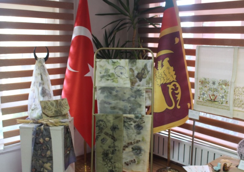 Cultural Diplomacy: the Embassy of Sri Lanka in Ankara collaborates with women artisans in Ankara