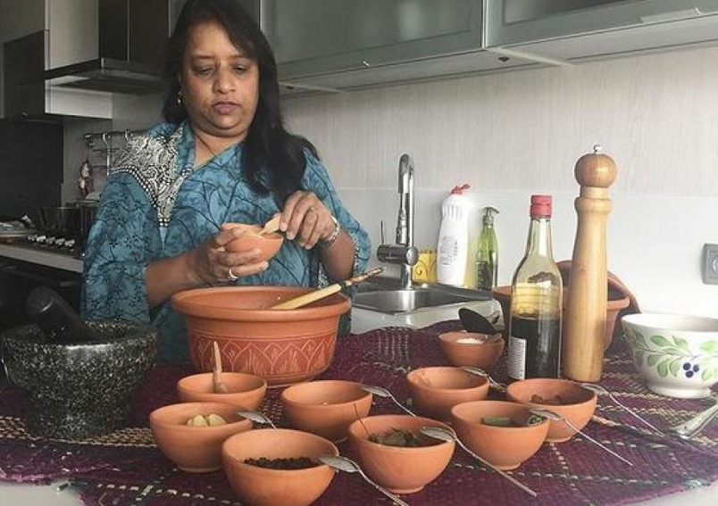 Sri Lankan Chicken Rice From the Hands of the Ambassadress Amza