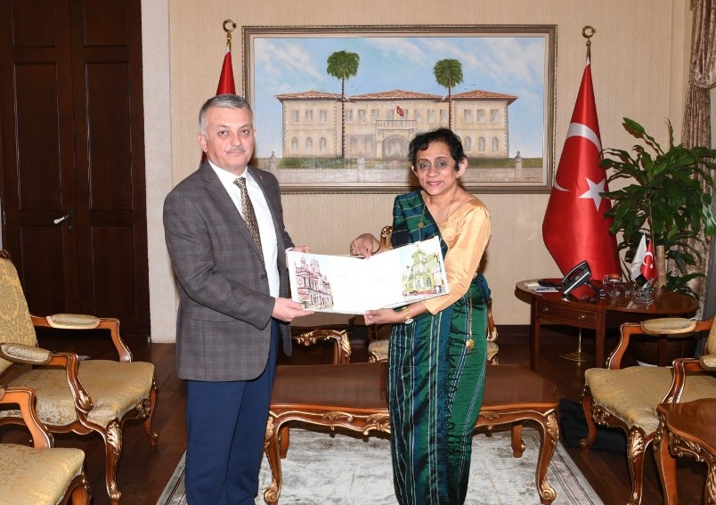 Sri Lanka’s Ambassador to Ankara visited the Governor of Antalya Yazıcı
